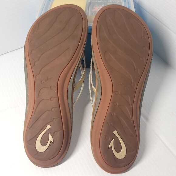 Olukai  Kapehe Luana Leather Beach Sandals in Tapa Sahara Women's 10 - Picture 9 of 9